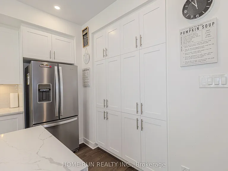 206 Bristol Cres — Photo 15
