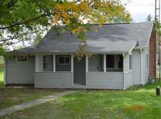 54 1st St, Newark, OH 43055