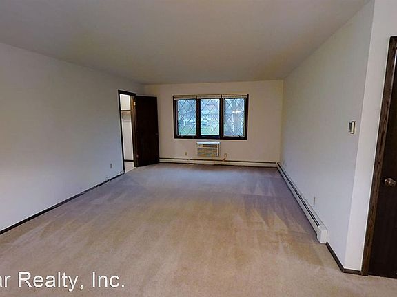 4th image of W63N14264 Washington Ave APT 13