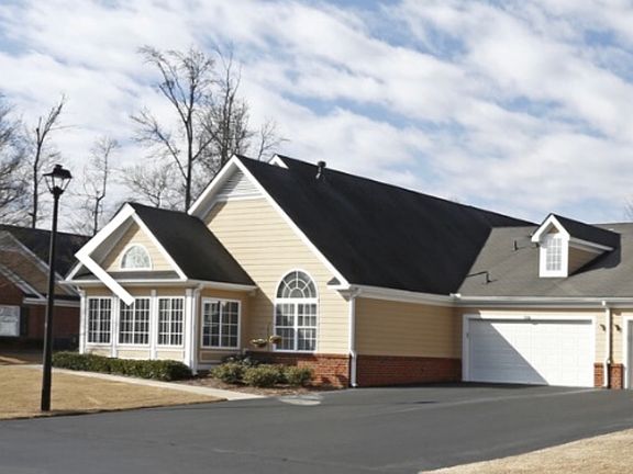 3rd image of 603 Village Ln #603