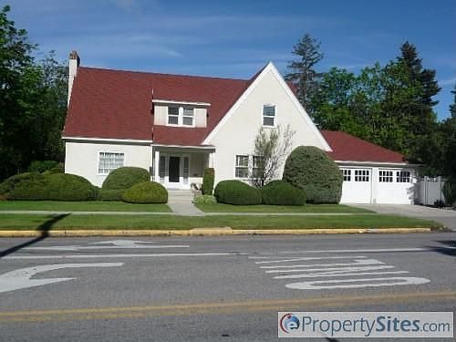 2nd image of 538 E Beckwith Ave