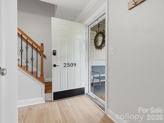 4th image of 2509 Jaywick Ln