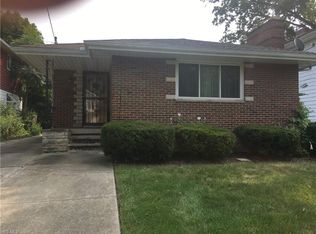 585 Oxford Ave, Akron, OH 44310