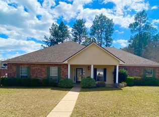 150 Woodwind Dr, Pineville, LA 71360