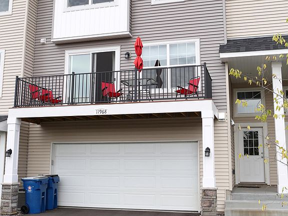 2nd image of 11968 Emery Village Dr N