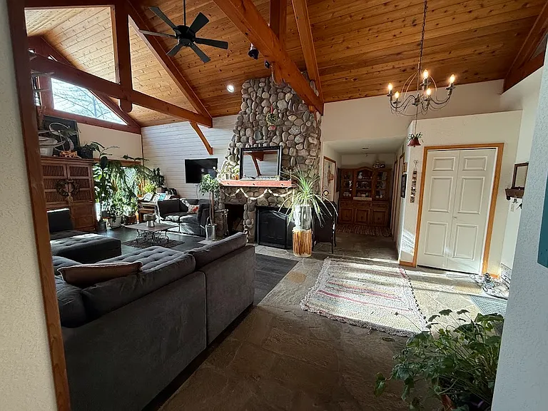 Kitchen to Living room