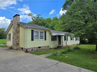 3613 McConnell Rd, Greensboro, NC 27405