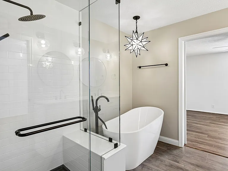 1608 Shady Cove Ln — Photo 32