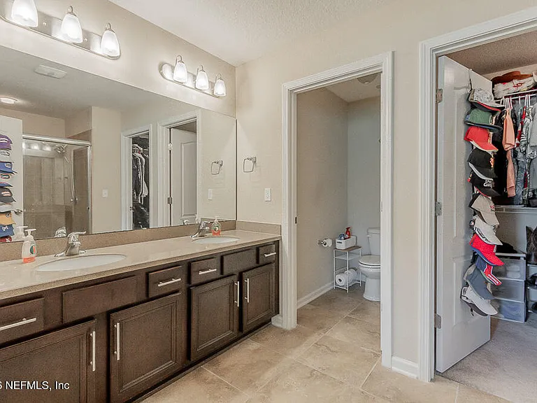 13328 Smithwick Ln — Photo 19