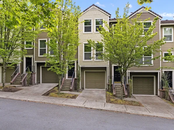 10275 NW Wilshire Ln, Portland, OR 97229