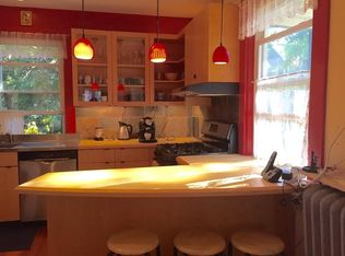 7 1/2 Centre St APT 22, Cambridge, MA 02139
