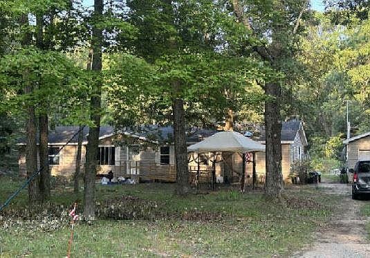 1st image of 920 Mathisen Rd