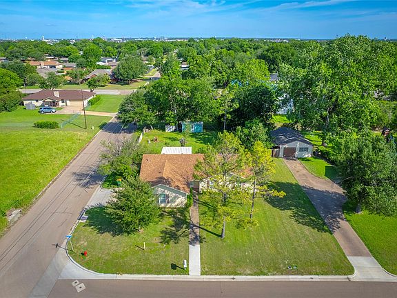2nd image of 719 Karnes Dr