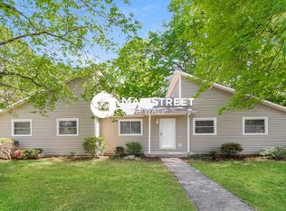 3012 Manchester Dr, Jamestown, NC 27282