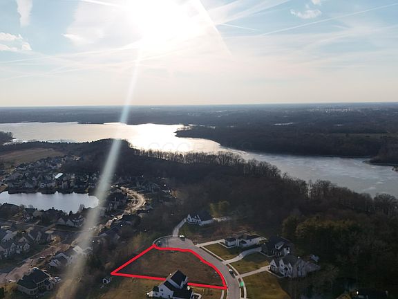 4th image of 5808 Sycamore Trail Dr