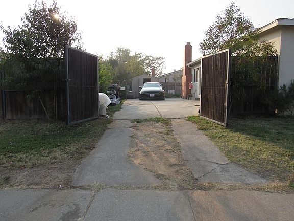 4th image of 3150 Trentwood Way