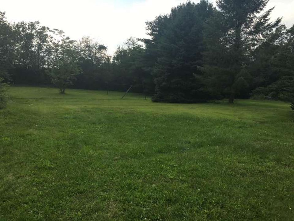 2nd image of 11 Peach Ln