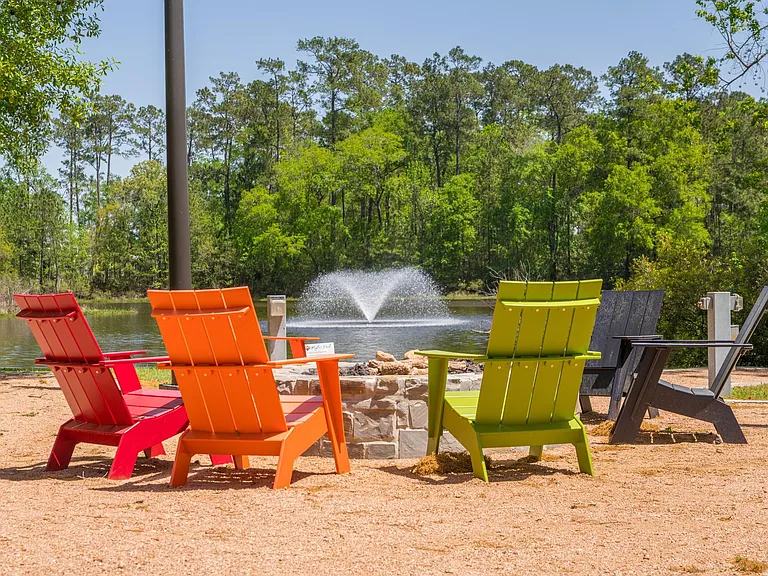 438 Lake Day Dr — Photo 48