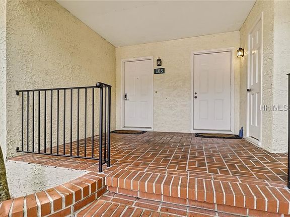 2nd image of 4 Wimbledon Ct APT 103