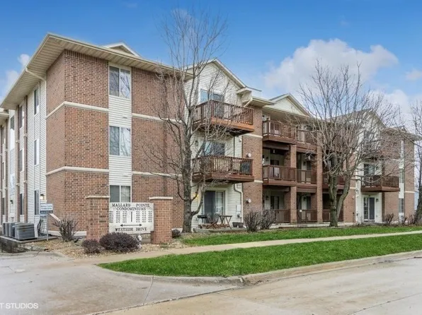 424 W Side Dr, Iowa City, IA 52246