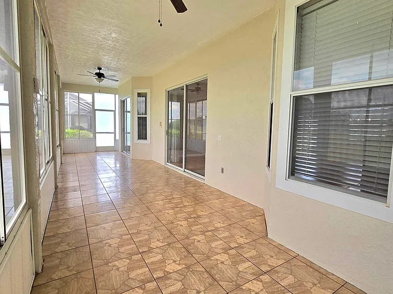 7047 Hazeltine Cir — Photo 18