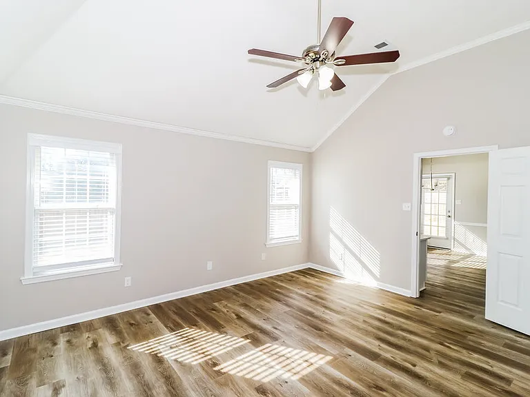 9245 Tamhaven Dr — Photo 10