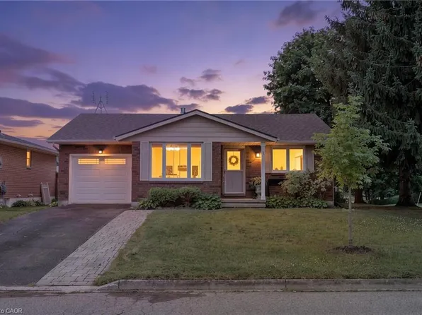 2 Normandy Ct, Norfolk County, ON N0E 1Y0