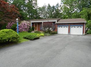 248 Lancaster Dr, Lake Hiawatha, NJ 07034
