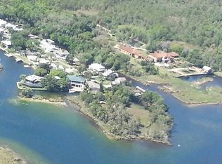 1196 N Stoney Poin, Crystal River, FL 34429