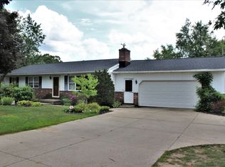 11819 W Wise Rd, Greenville, MI 48838