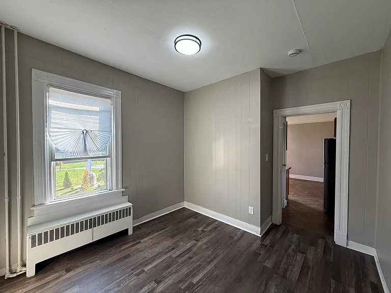 18 Davis St #2 — Photo 7