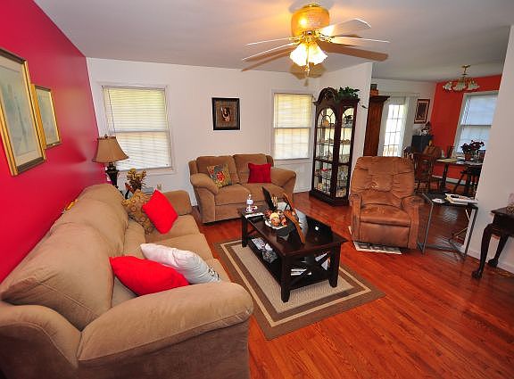 5th image of 188 Cedar Hills Dr