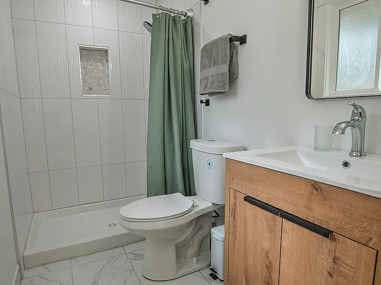 5901 NW Cherry St — Photo 32