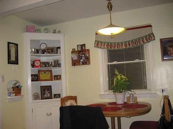 5th image of 6403 Farnsworth Dr