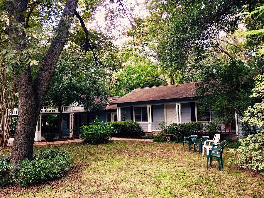 1st image of 9246 Westview Dr