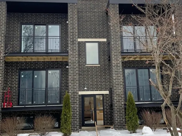 4211 W Roscoe St #1W, Chicago, IL 60641