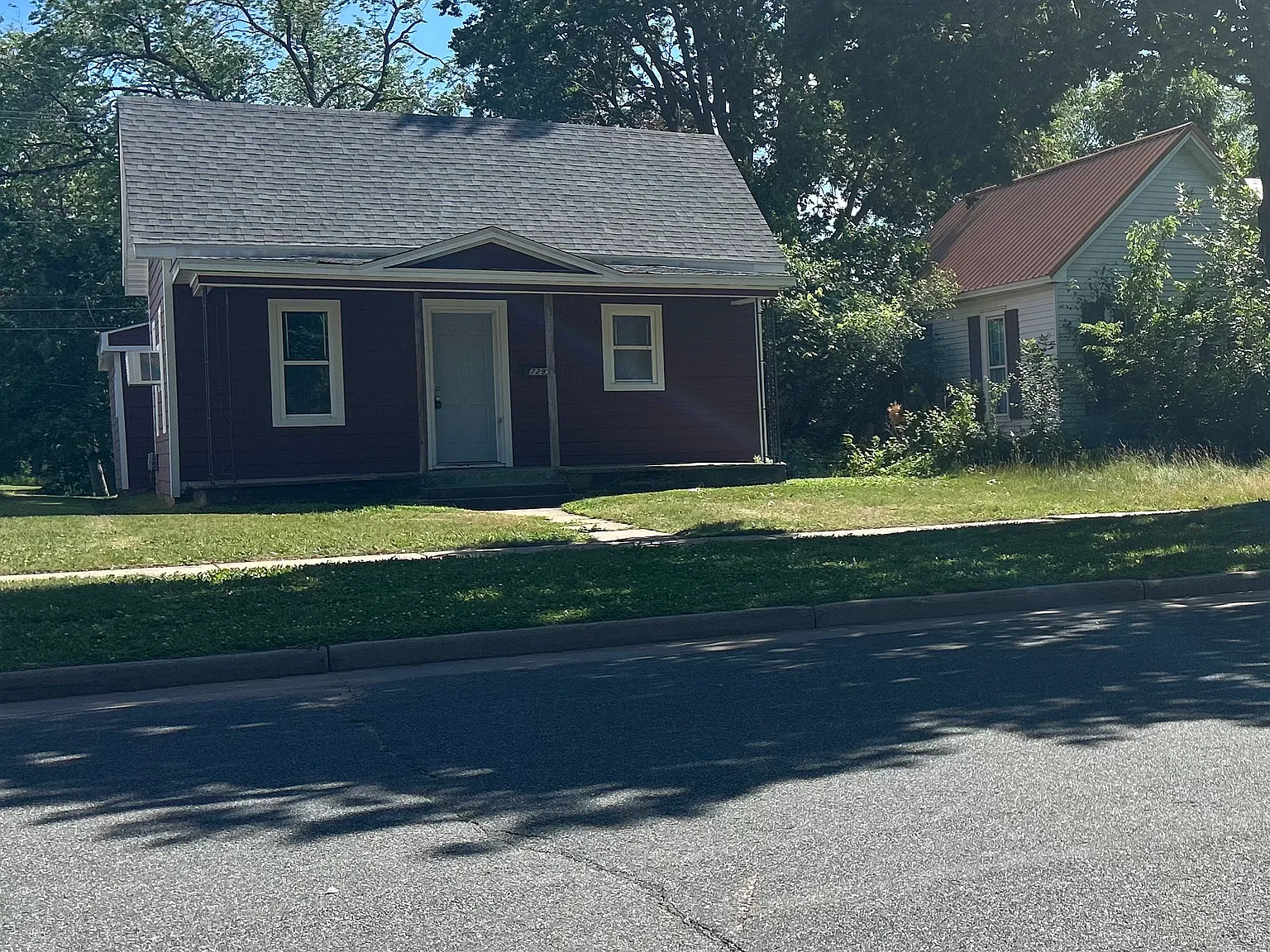 729 Chippewa St — Photo 1