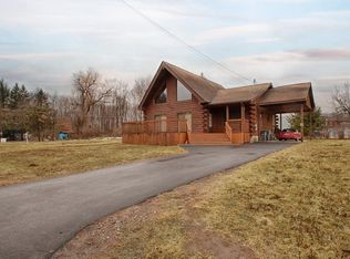 3 Walker Ln, Wurtsboro, NY 12790