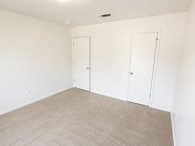 4203 Primrose Dr #C — Photo 18