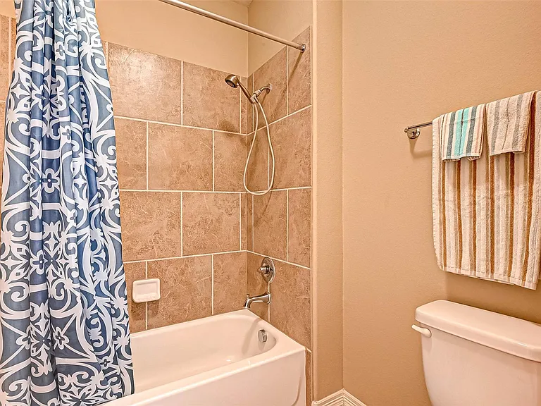 4311 Madera Creek Ln — Photo 41