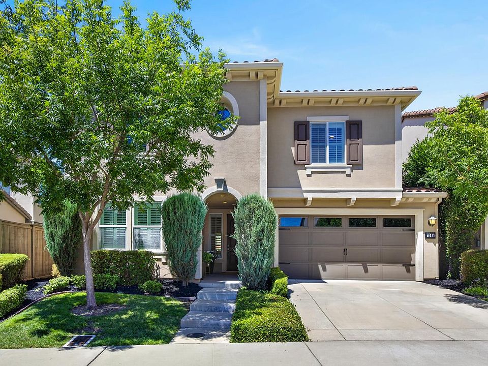 1st image of 7545 Pesaro Dr