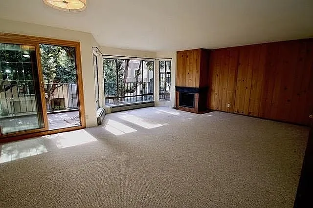 236 Roosevelt Way