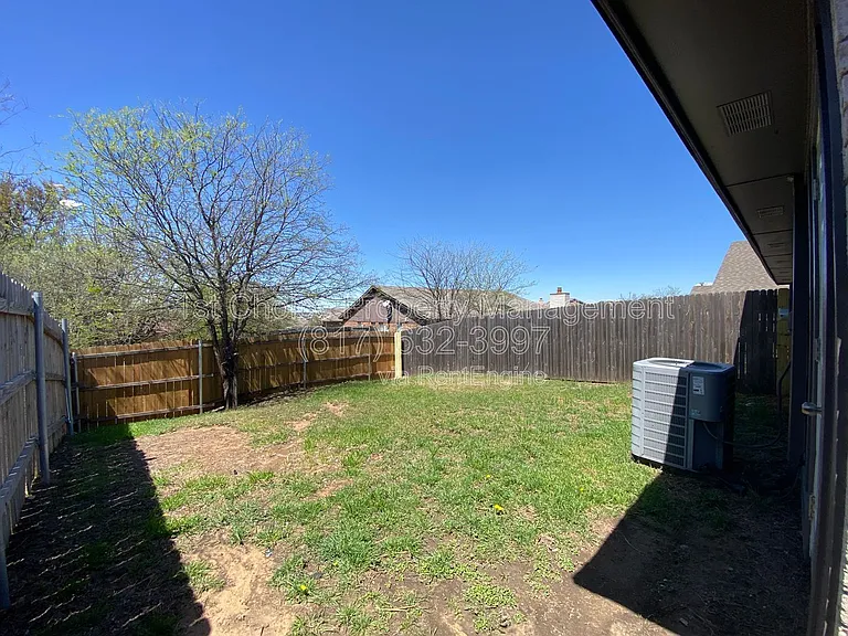 6706 Crestmont Ct — Photo 19