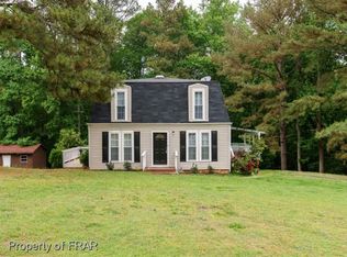 2216 Eveton Ln, Sanford, NC 27330