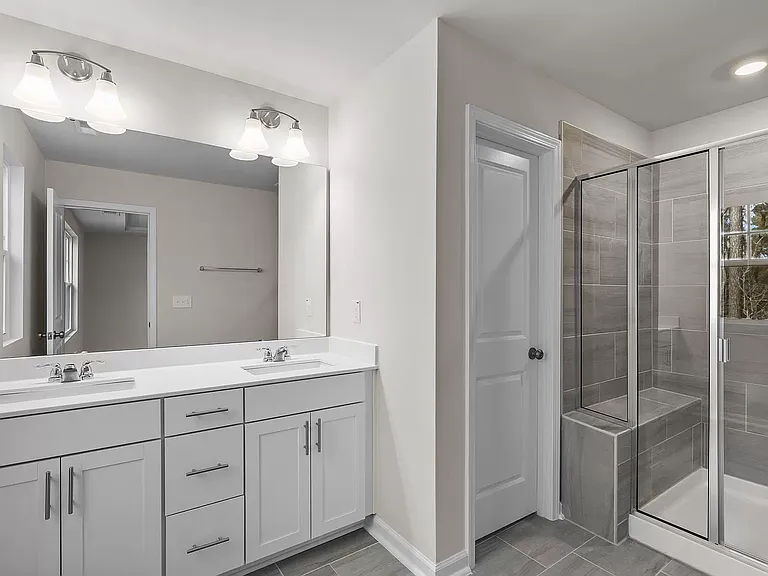 master bath with shower