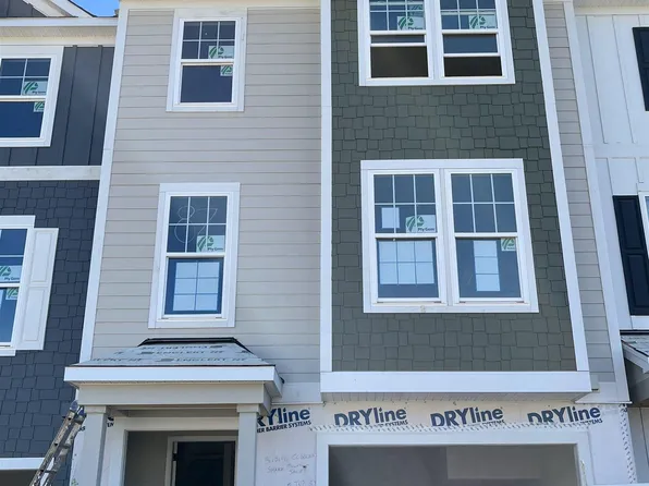 1346 Laconia Ln, Charlottesville, VA 22911