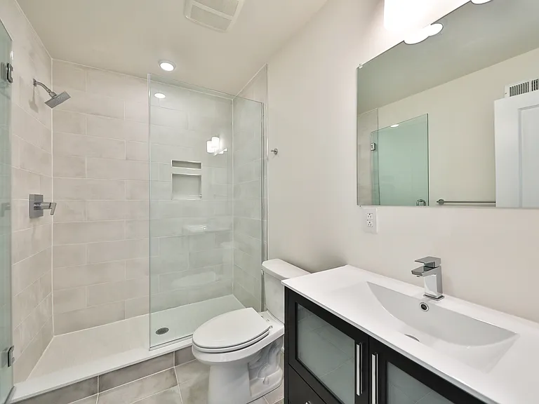 2602 Emerald St #3 — Photo 18
