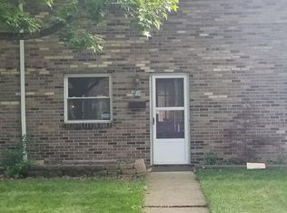 2370 Woodbrook Cir S, Columbus, OH 43223