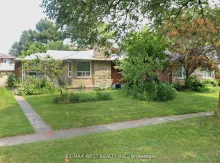 6725 Crawford St, Niagara Falls, ON L2E 5Z3