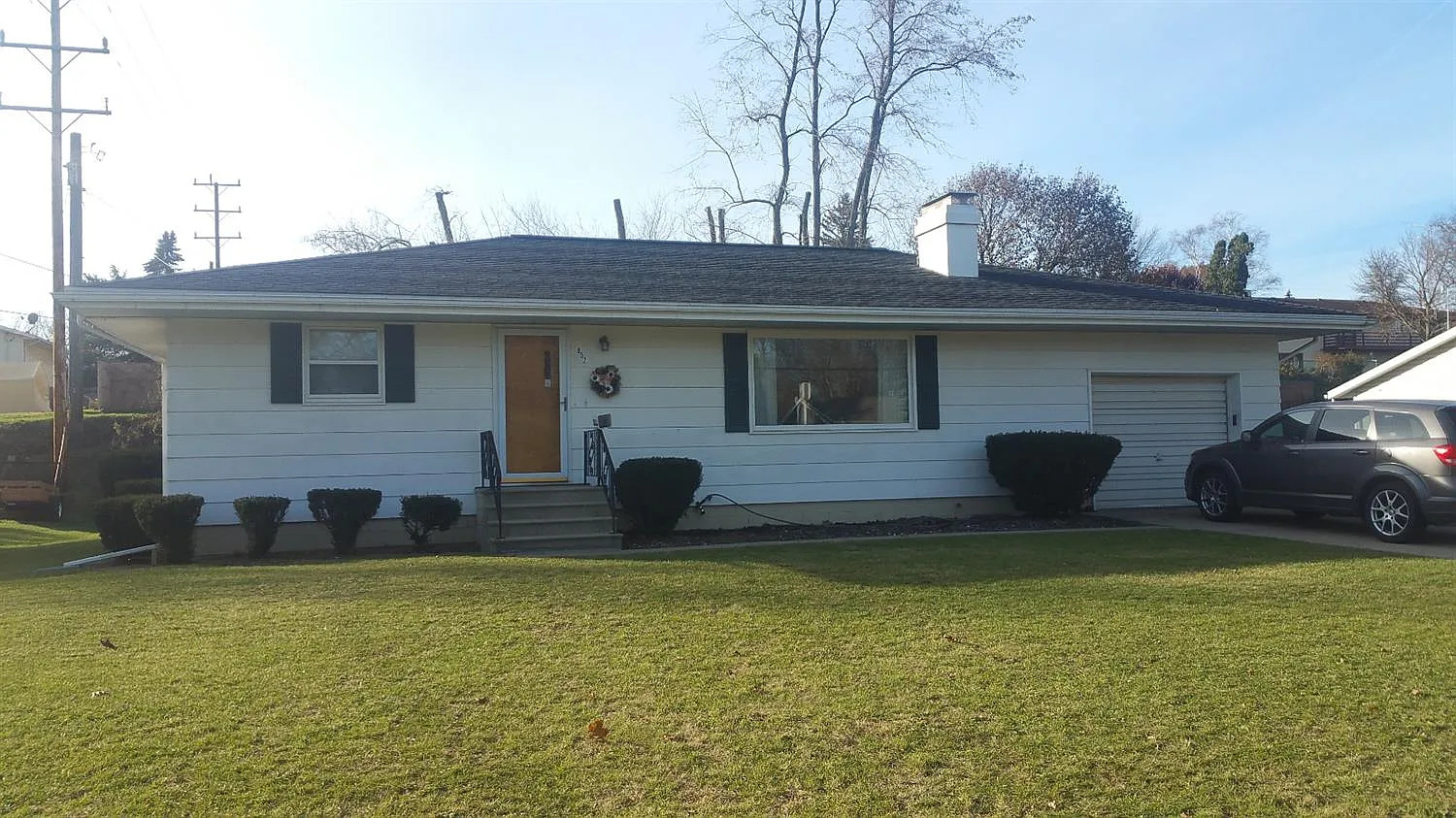 852 Kennedy St photo 1